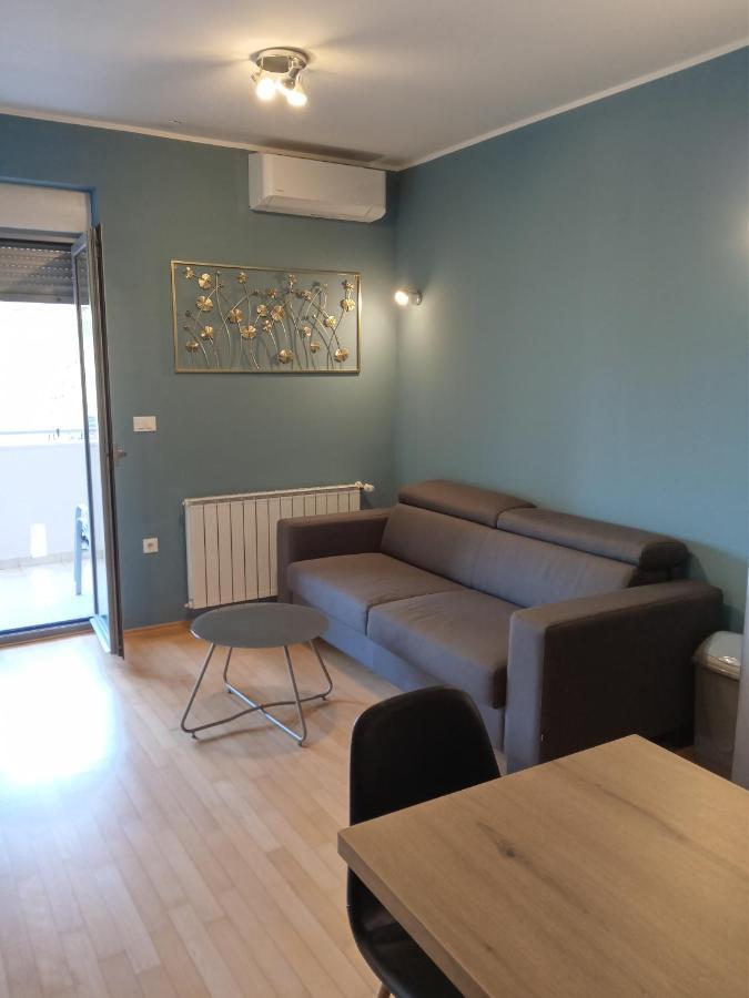 Apartment Laura Pula Extérieur photo