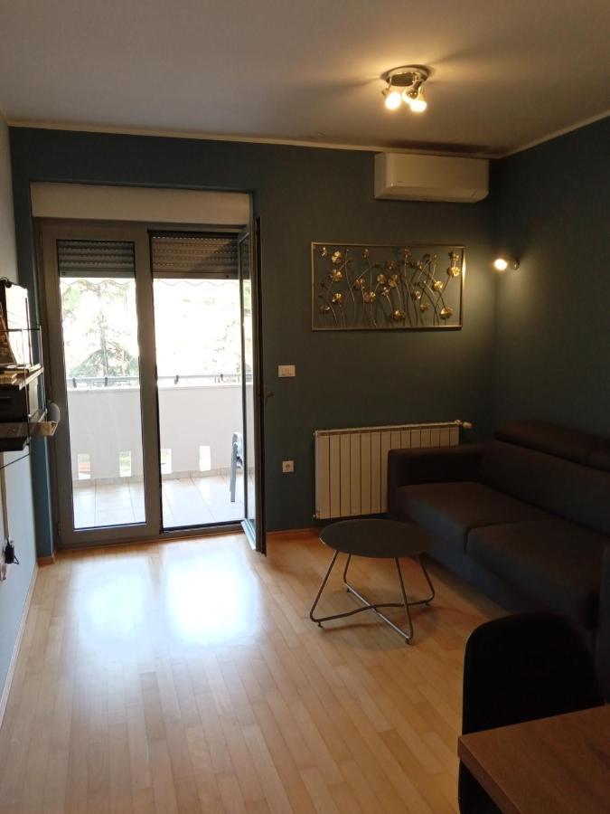 Apartment Laura Pula Extérieur photo