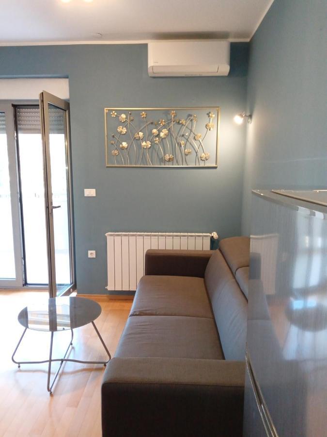 Apartment Laura Pula Extérieur photo
